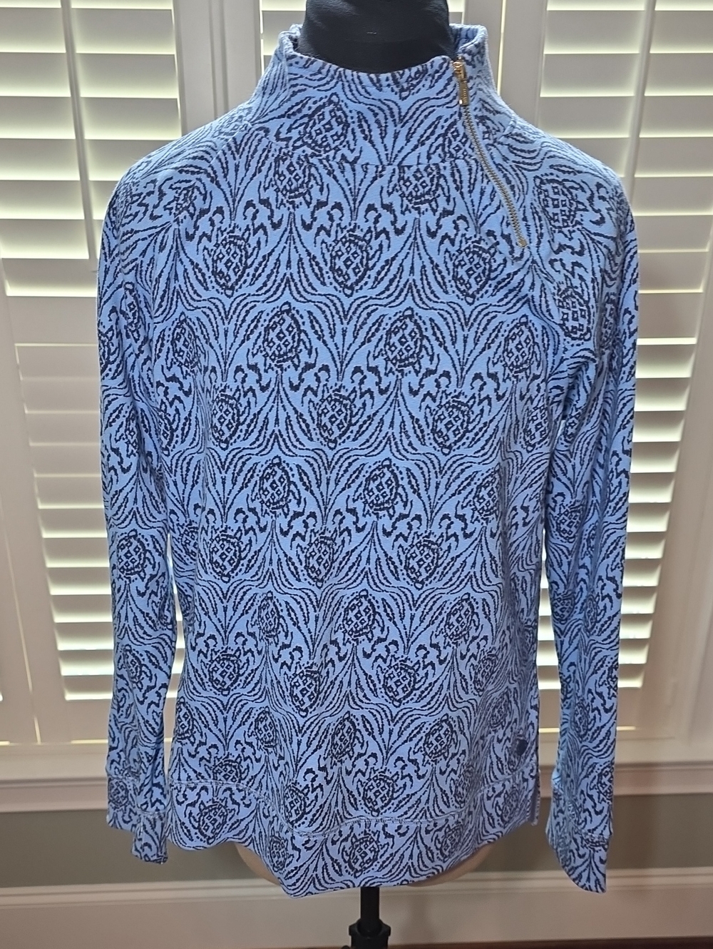 Lilly Pulitzer Light Blue and Navy Luxletic Sea Turtle Pullover Sweater